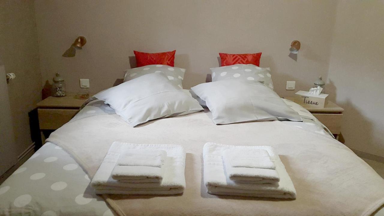 Les Jumeaux Apartment Granges-sur-Vologne ภายนอก รูปภาพ